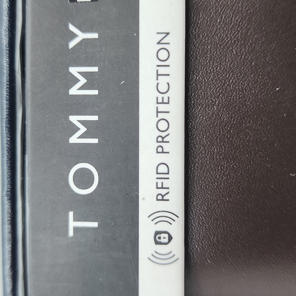 TOMMY HILFIGER, MENS WALLET DOUBLE FOLD, DARK BROWN,GENUINE LEATHER, BROWN COLOR - Picture 8 of 10